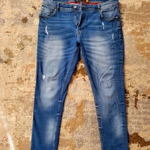 RAX Distressed Jeans